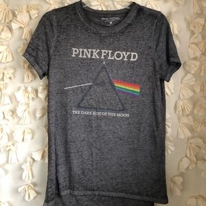 Pink Floyd tee.